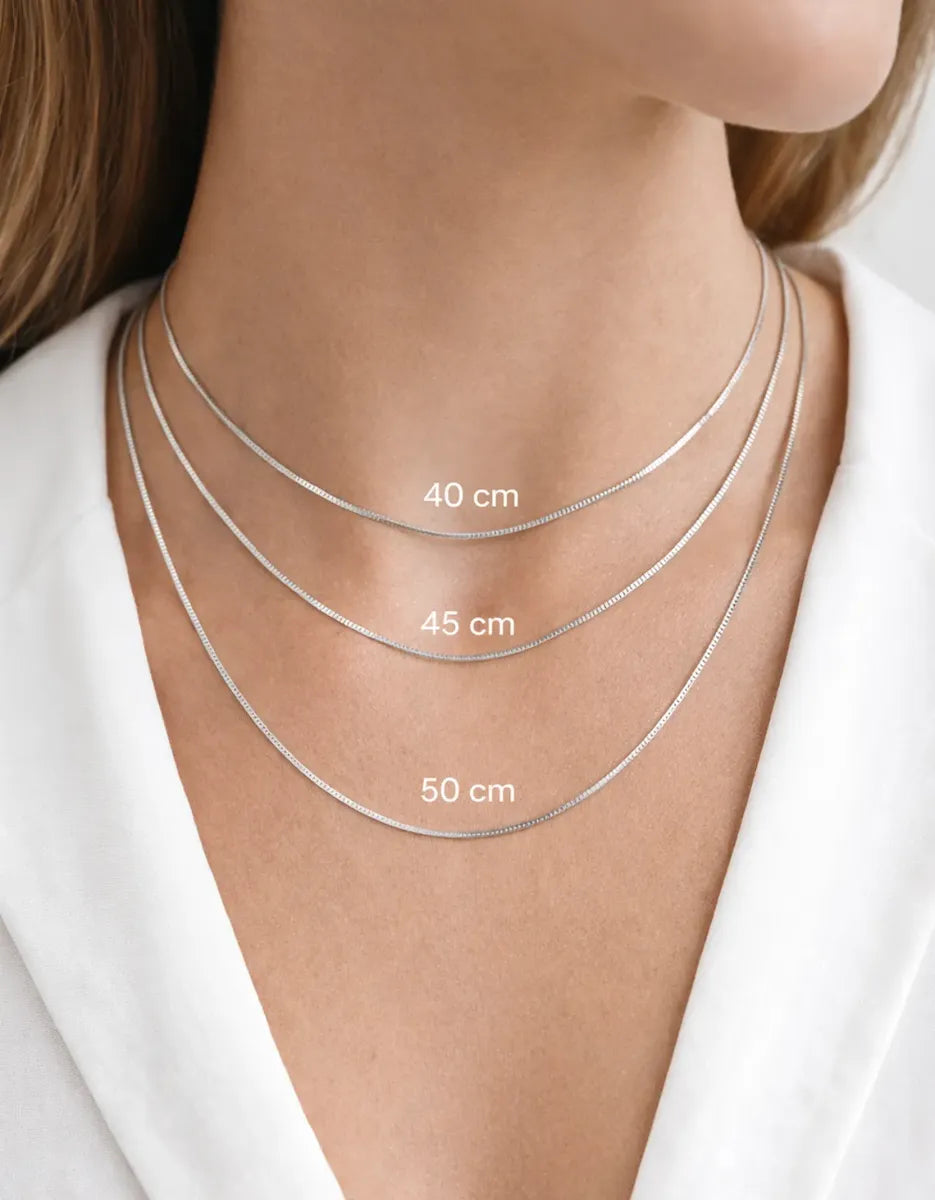 Collar Punto de Luz Redondo con Circonita Cúbica